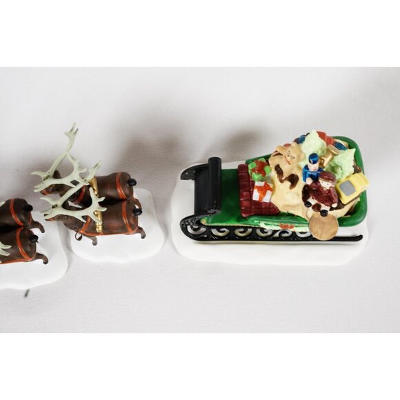 Department 56 Sleigh & Eight Tiny Reindeer Heritage Village 56111 Original Box - Picture 4 of 11